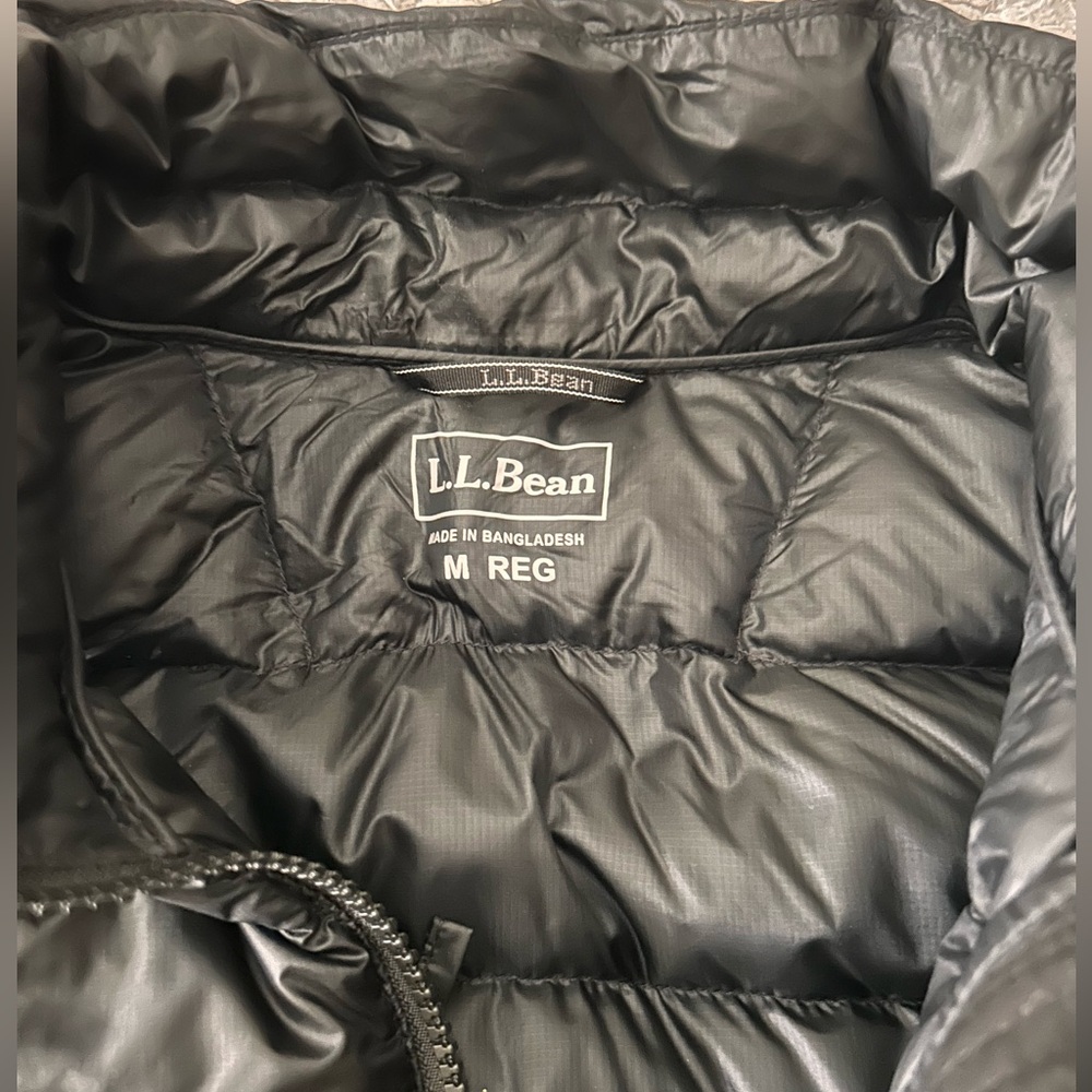 Black L.L.Bean puffer vest